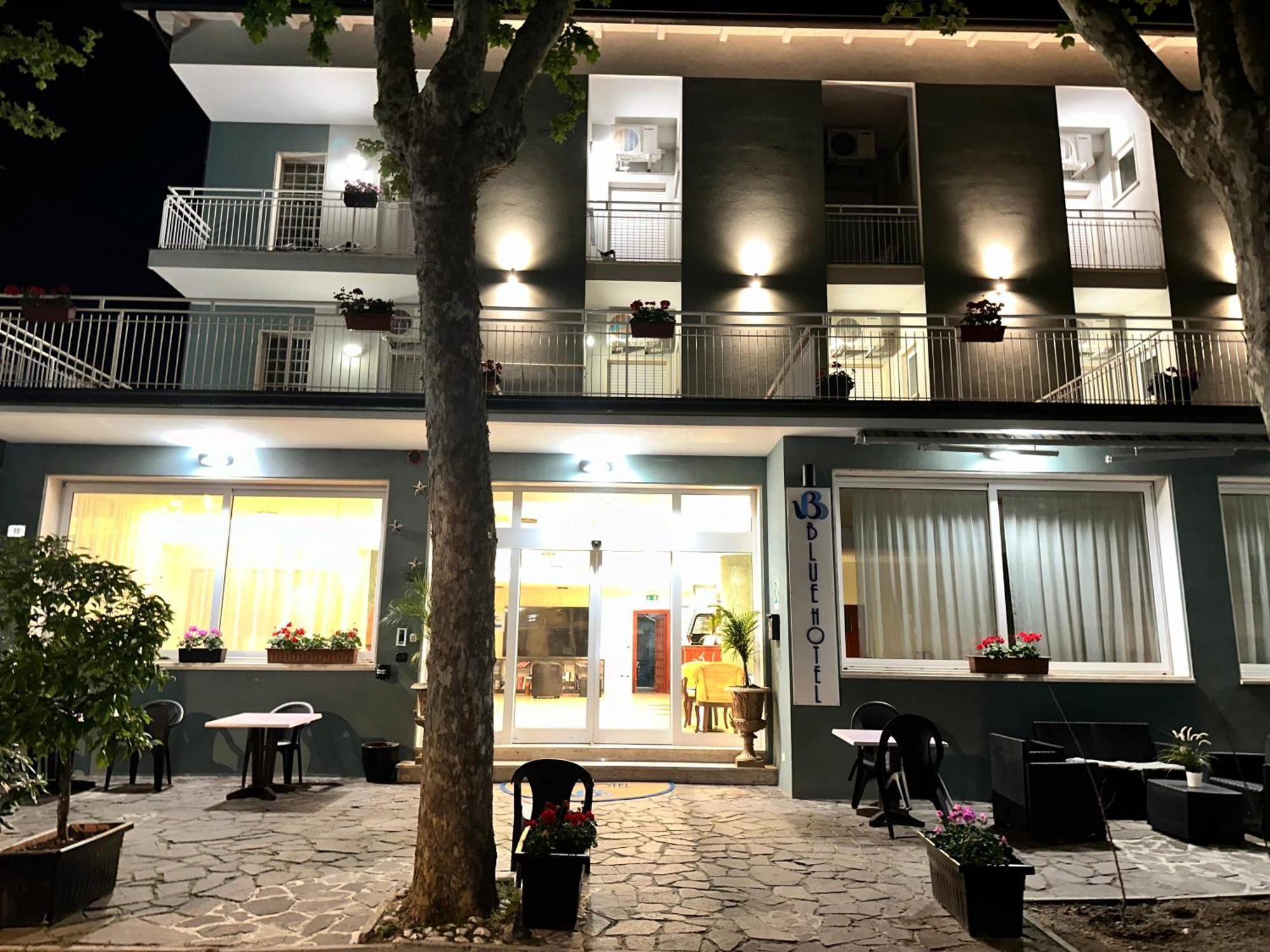 Blue Hotel Cesenatico Exterior photo