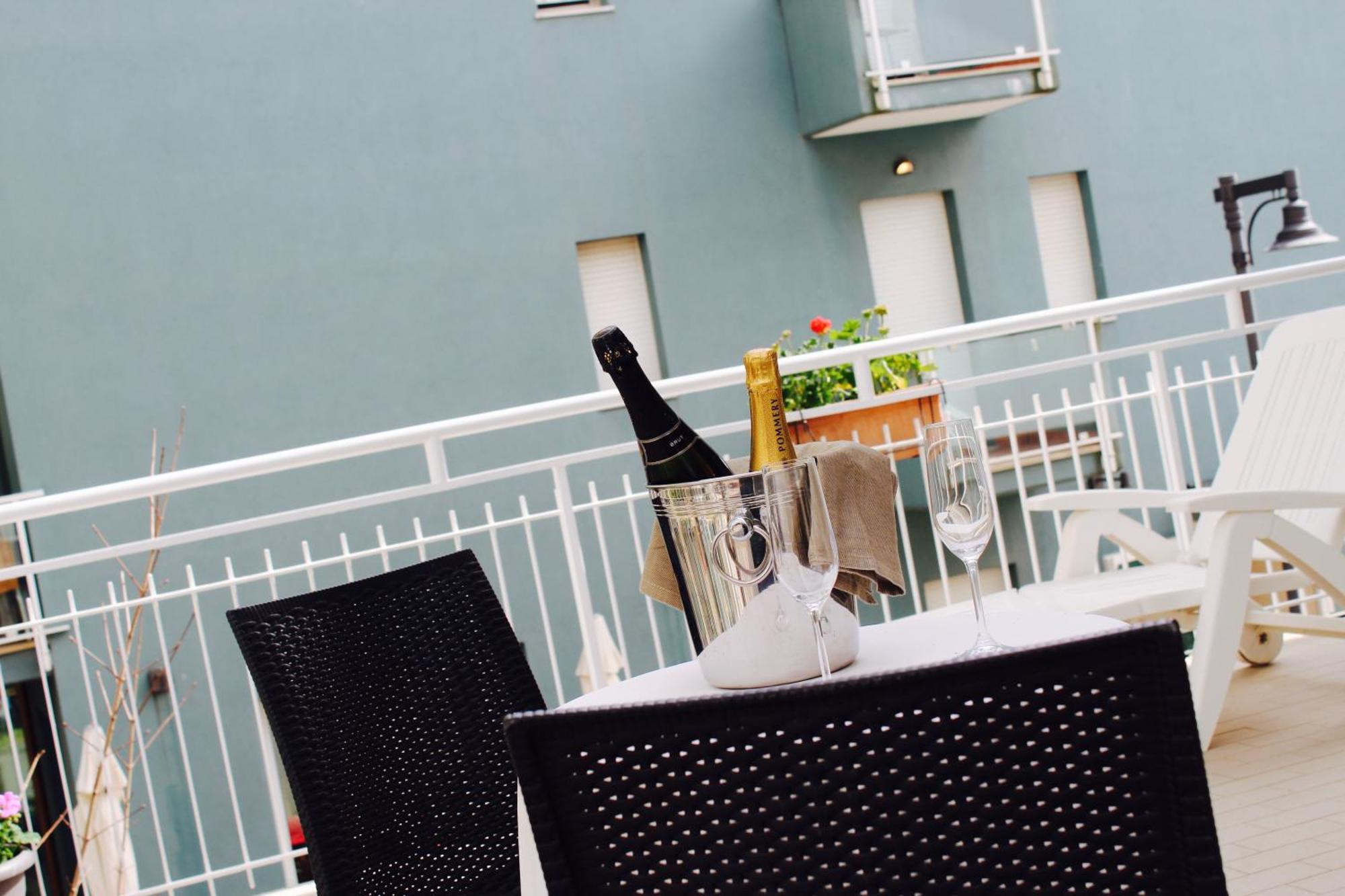 Blue Hotel Cesenatico Exterior photo